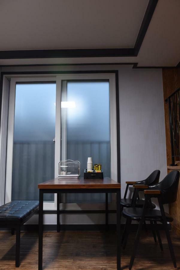 We Home Guesthouse Incheon Exterior foto